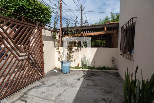 Garagem de casa à venda com 2 quartos, 400m² em Jardim Guimaraes, Guarulhos