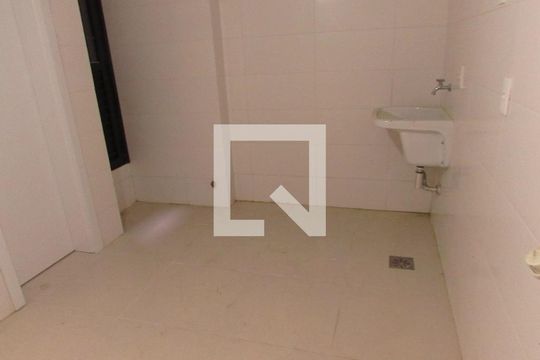 Área de Serviço de casa de condomínio à venda com 4 quartos, 523m² em Morumbi, São Paulo