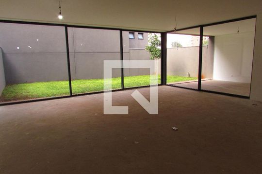 Sala de casa de condomínio à venda com 4 quartos, 523m² em Morumbi, São Paulo