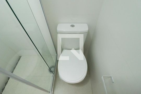 Banheiro de kitnet/studio à venda com 1 quarto, 22m² em Santana, São Paulo