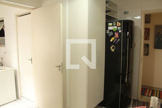 Cozinha de apartamento à venda com 2 quartos, 90m² em Perdizes, São Paulo