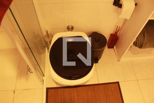 Banheiro de apartamento à venda com 2 quartos, 90m² em Perdizes, São Paulo