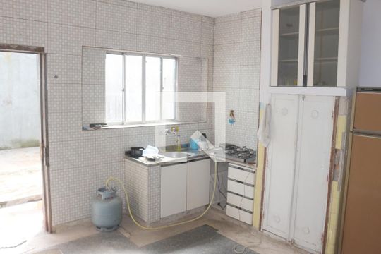 Cozinha de casa à venda com 2 quartos, 180m² em Fundação, São Caetano do Sul