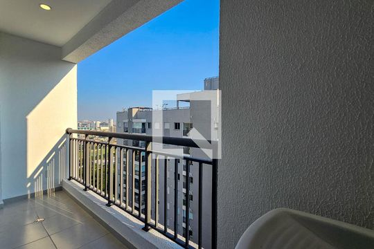 VARANDA de apartamento à venda com 1 quarto, 47m² em Jardim Tupanci, Barueri