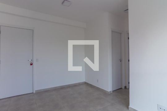 Apartamento à venda com 1 quarto, 47m² em Jardim Tupanci, Barueri