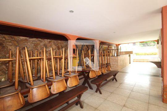 Área comum de casa à venda com 3 quartos, 350m² em Anil, Rio de Janeiro