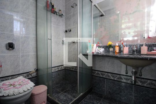 Banheiro da suíte 2 de casa à venda com 3 quartos, 350m² em Anil, Rio de Janeiro