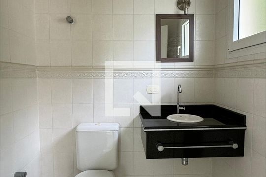 Lavabo de casa de condomínio à venda com 4 quartos, 400m² em Alphaville Residencial Um, Barueri