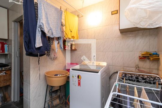 Área de Serviço de casa à venda com 2 quartos, 140m² em Vila Paulicéia, São Paulo