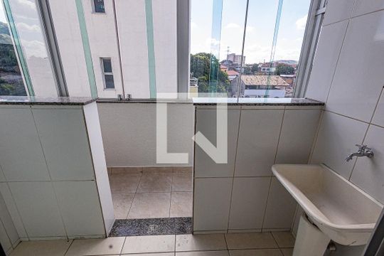 Area de serviço de apartamento à venda com 3 quartos, 102m² em Vila Cloris, Belo Horizonte