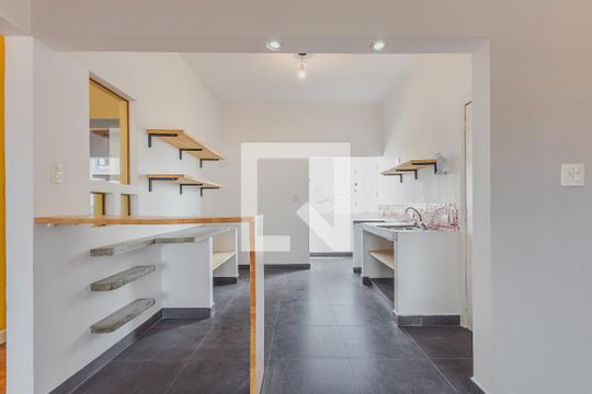 Cozinha de apartamento à venda com 2 quartos, 90m² em Pinheiros, São Paulo