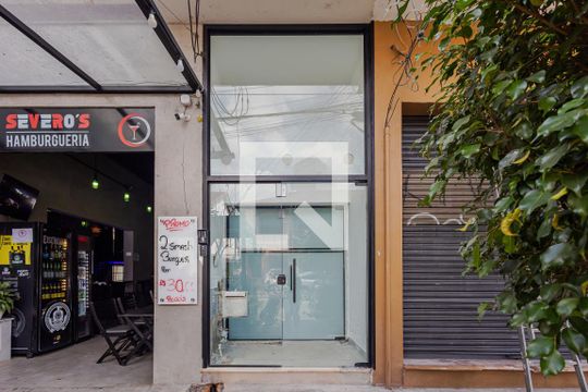 Fachada de apartamento à venda com 2 quartos, 90m² em Pinheiros, São Paulo