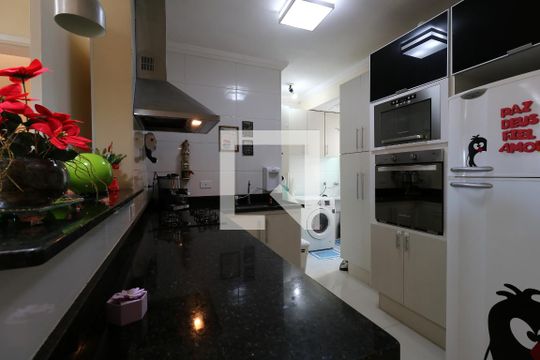Cozinha de apartamento à venda com 3 quartos, 180m² em Parque São Vicente, Mauá