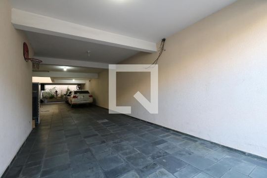 Garagem de apartamento à venda com 3 quartos, 180m² em Parque São Vicente, Mauá