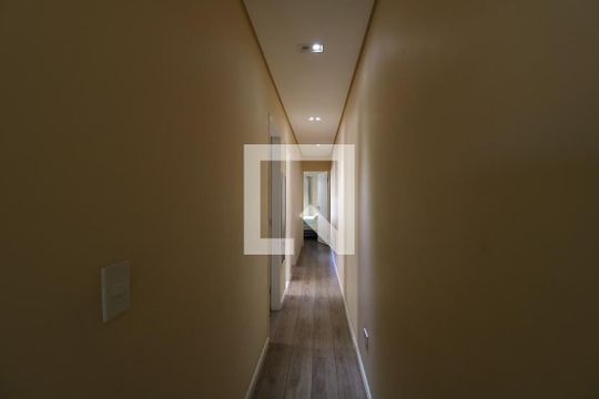 Corredor de apartamento à venda com 3 quartos, 180m² em Parque São Vicente, Mauá