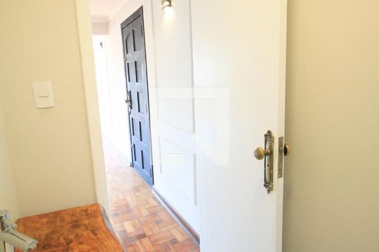 Banheiro de casa à venda com 3 quartos, 200m² em Vila Prudente, São Paulo