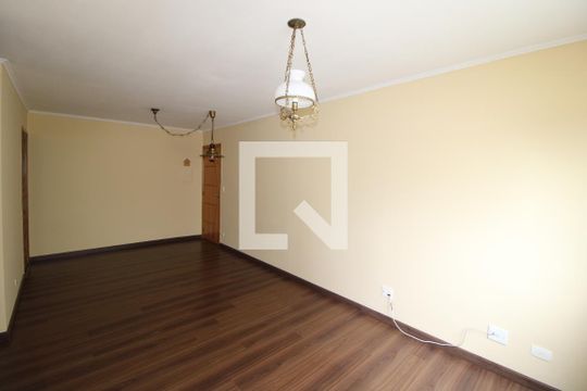 Sala de apartamento para alugar com 2 quartos, 61m² em Jardim Sonia, São Paulo
