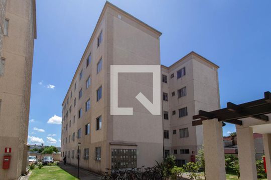Fachada do bloco de apartamento para alugar com 2 quartos, 43m² em São Gabriel, Belo Horizonte