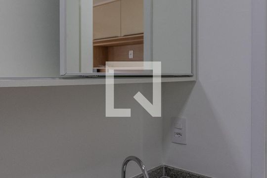 Banheiro de apartamento para alugar com 1 quarto, 25m² em Vila Andrade, São Paulo