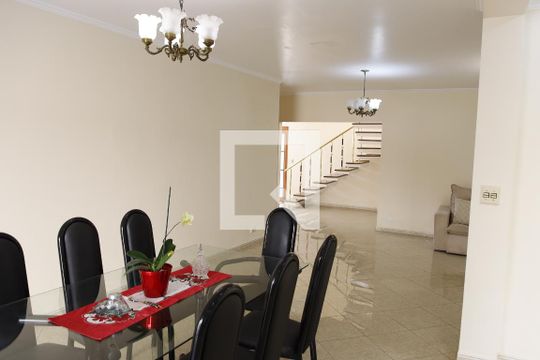 sala de casa à venda com 6 quartos, 270m² em City Bussocaba, Osasco