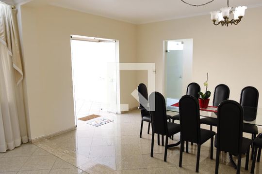sala de casa à venda com 6 quartos, 270m² em City Bussocaba, Osasco