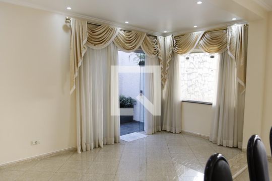 sala de casa à venda com 6 quartos, 270m² em City Bussocaba, Osasco