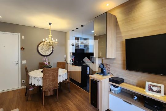Sala de apartamento à venda com 3 quartos, 77m² em Tamboré, Barueri
