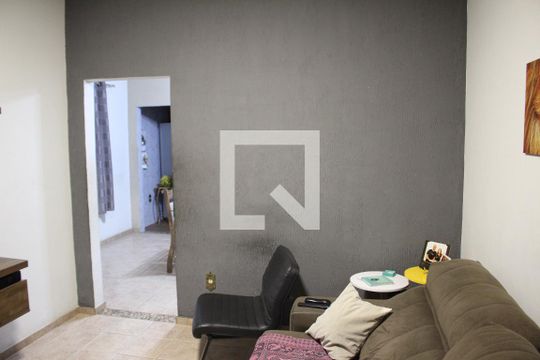 Sala de casa à venda com 3 quartos, 320m² em Milionários, Belo Horizonte
