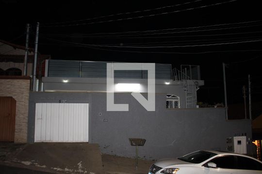 Fachada de casa à venda com 3 quartos, 320m² em Milionários, Belo Horizonte