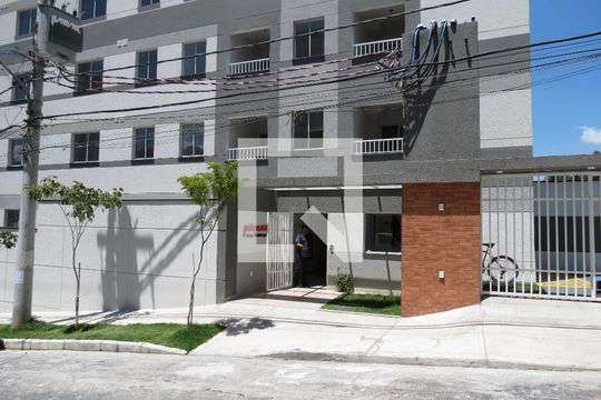 Fachada de apartamento à venda com 2 quartos, 34m² em Vila Guedes, São Paulo
