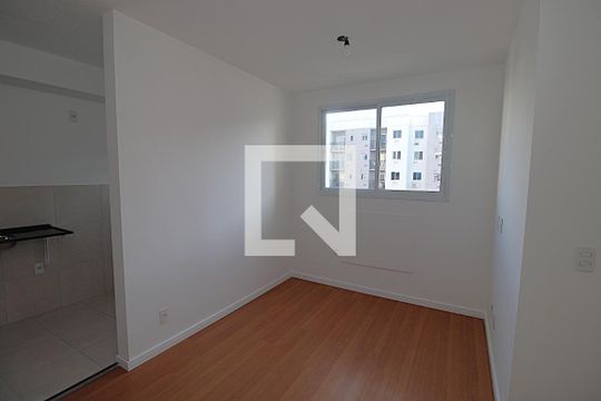 Sala de apartamento à venda com 2 quartos, 45m² em Engenho de Dentro, Rio de Janeiro