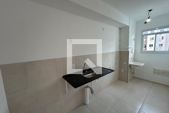 Cozinha de apartamento à venda com 2 quartos, 45m² em Engenho de Dentro, Rio de Janeiro