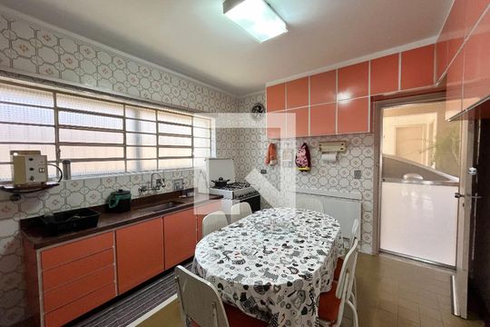 Cozinha de casa à venda com 3 quartos, 202m² em Indianópolis , São Paulo