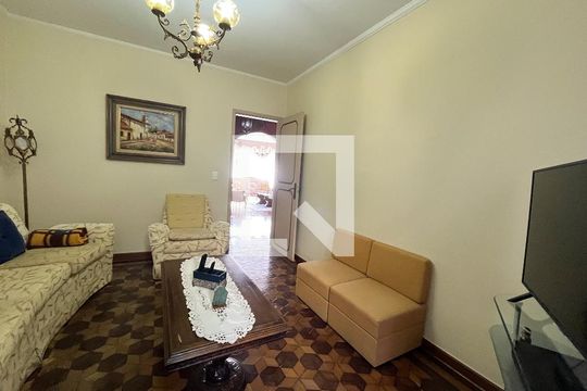Sala de TV de casa à venda com 3 quartos, 202m² em Indianópolis , São Paulo