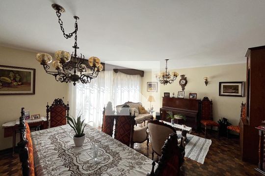 Sala de casa à venda com 3 quartos, 202m² em Indianópolis , São Paulo