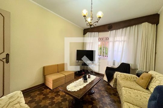 Sala de TV de casa à venda com 3 quartos, 202m² em Indianópolis , São Paulo