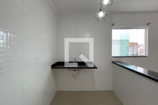 Sala e Cozinha Integrada  de apartamento para alugar com 2 quartos, 52m² em Vila Granada, São Paulo