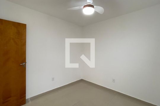 Quarto 1 de apartamento para alugar com 2 quartos, 52m² em Vila Granada, São Paulo
