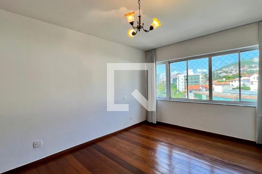 Quarto de apartamento para alugar com 5 quartos, 320m² em Anchieta , Belo Horizonte