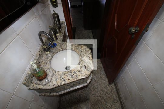 Lavabo de casa à venda com 3 quartos, 114m² em Vila Mariza Mazzei, São Paulo