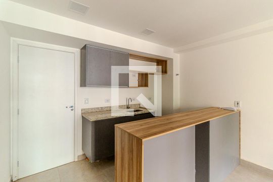 Cozinha de kitnet/studio para alugar com 1 quarto, 33m² em Vila Buarque, São Paulo