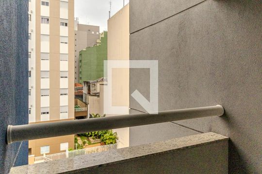 Varanda de kitnet/studio para alugar com 1 quarto, 33m² em Vila Buarque, São Paulo
