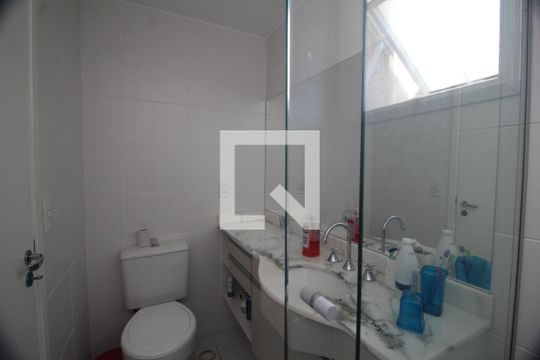 Banheiro da Suíte de apartamento à venda com 3 quartos, 76m² em Marechal Rondon, Canoas