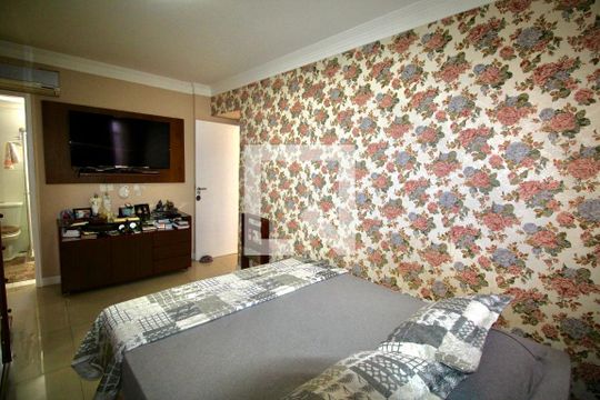 Suíte de apartamento para alugar com 2 quartos, 90m² em Engenho Velho de Brotas, Salvador