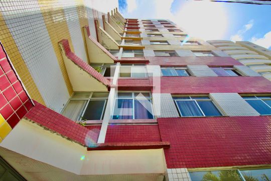 Fachada do Prédio de apartamento para alugar com 2 quartos, 90m² em Engenho Velho de Brotas, Salvador