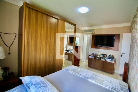 Suíte de apartamento para alugar com 2 quartos, 90m² em Engenho Velho de Brotas, Salvador