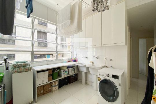 Área de Serviço de apartamento à venda com 3 quartos, 360m² em Lagoa, Rio de Janeiro