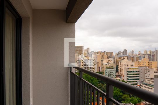 Varanda de kitnet/studio à venda com 1 quarto, 27m² em Vila Buarque, São Paulo