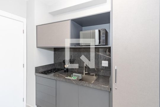Cozinha de kitnet/studio à venda com 1 quarto, 22m² em Jardim das Acácias, São Paulo