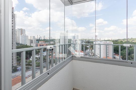 Varanda de kitnet/studio à venda com 1 quarto, 22m² em Jardim das Acácias, São Paulo